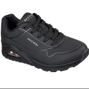 Skechers Black Women's Sneakers sz 7(6.5)